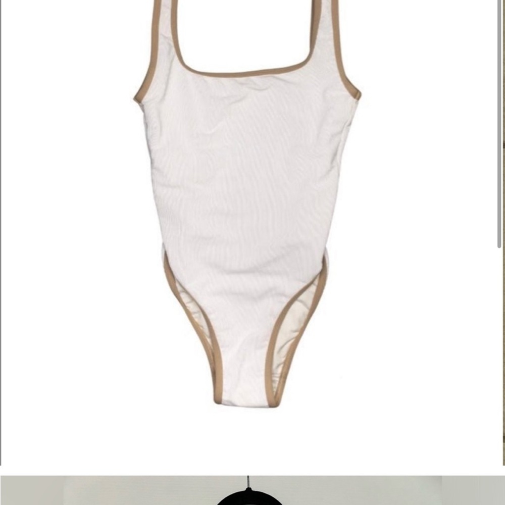 LainSnow White One Piece Swimsuit - Picture 2 of 4